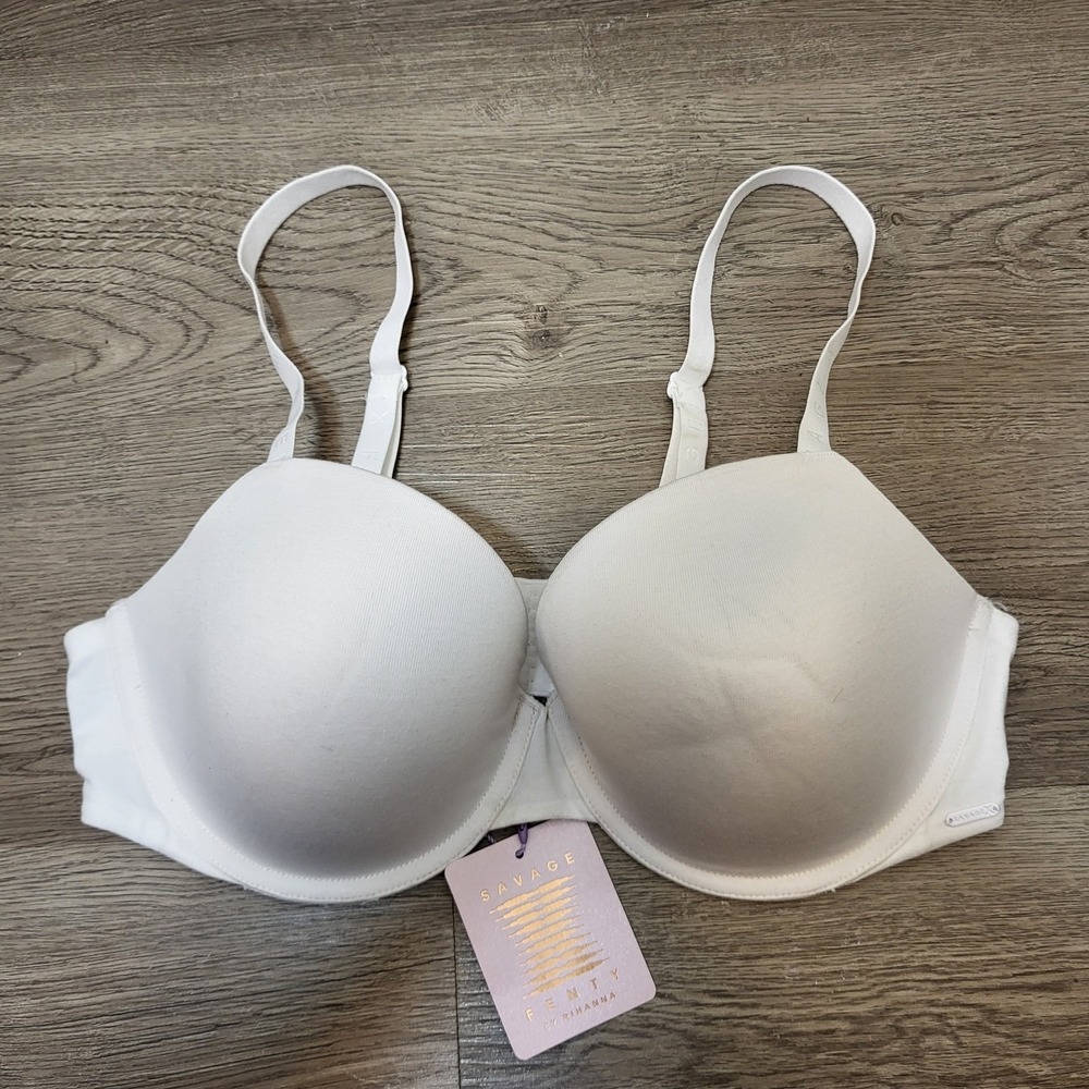 Savage X Fenty Push up Padded Underwire Bra White Size US 38D-Brand New!